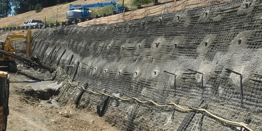 Análisis de licuefacción de suelos en Chillán: evaluación sísmica para proyectos seguros